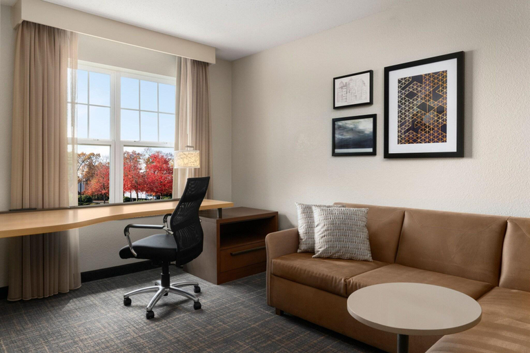 Bedroom 3, Residence Inn Neptune at Gateway Centre, Monmouth