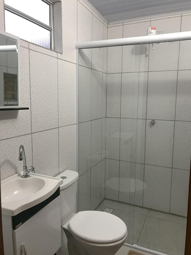 Others 4, Suites Doce Lar, Parati