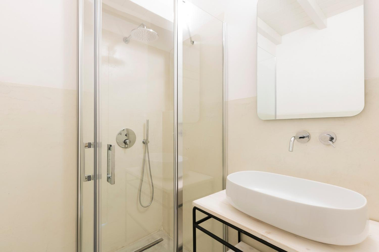 Bathroom 3, B&B Palazzo Balsamo Gallipoli, Lecce