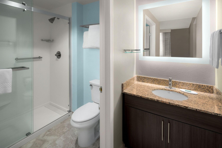 Bathroom 4, Residence Inn Portland Downtown/RiverPlace, Multnomah