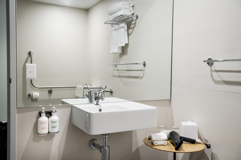 Bathroom 11