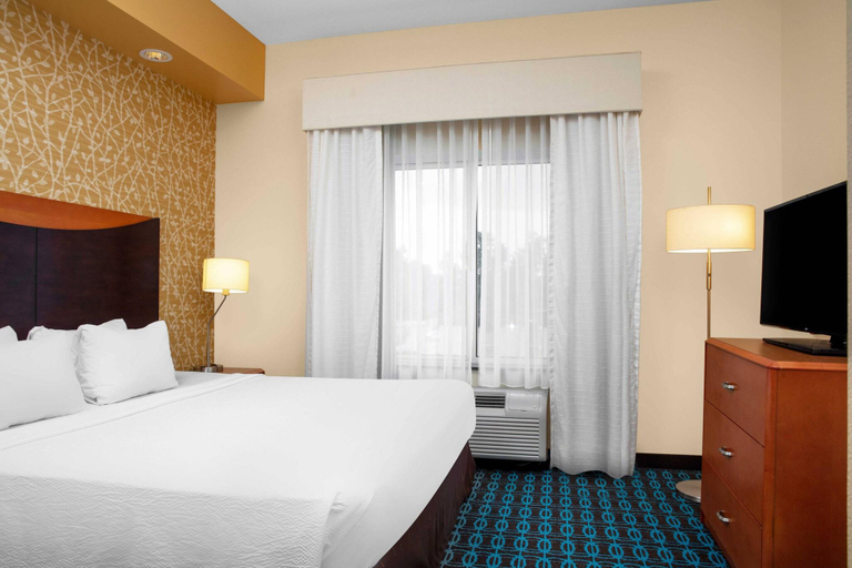 Bedroom 3, Fairfield Inn & Suites Augusta, Richmond