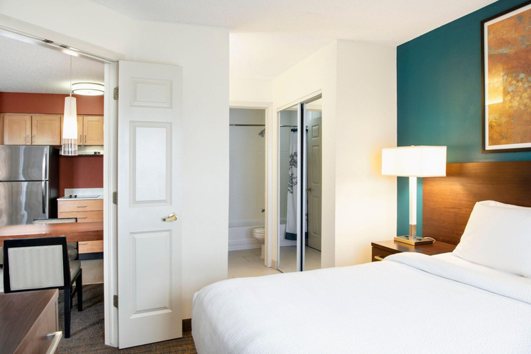 Bedroom 4, Residence Inn Cincinnati Airport, Boone