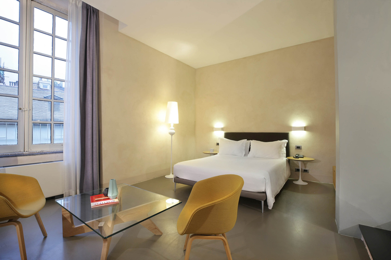 Bedroom 25