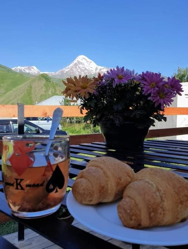 Food & Drinks 5, Guest House Elguja Qushashvili, Kazbegi