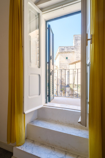 Others 5, Morelli 3, Lecce