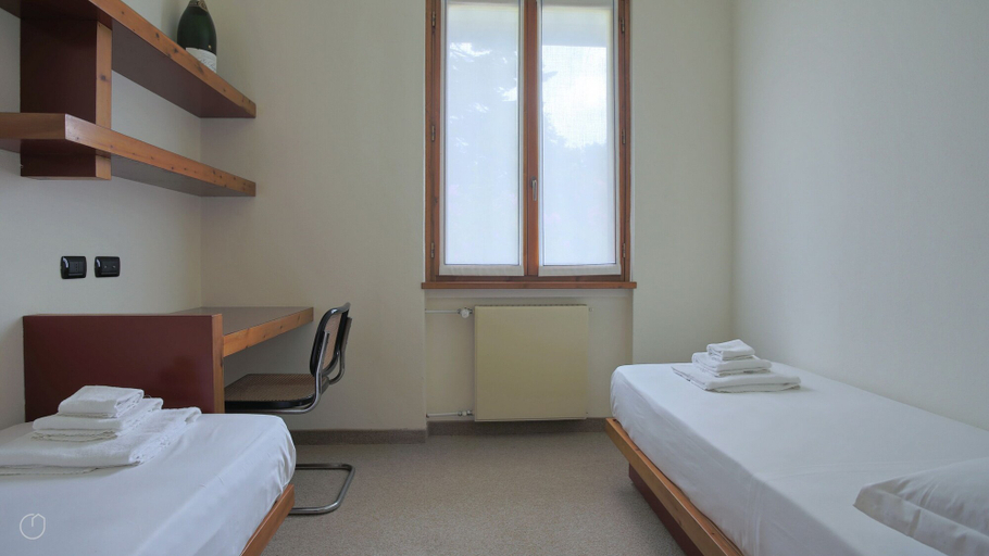 Bedroom 3, San Rocco 73, Como
