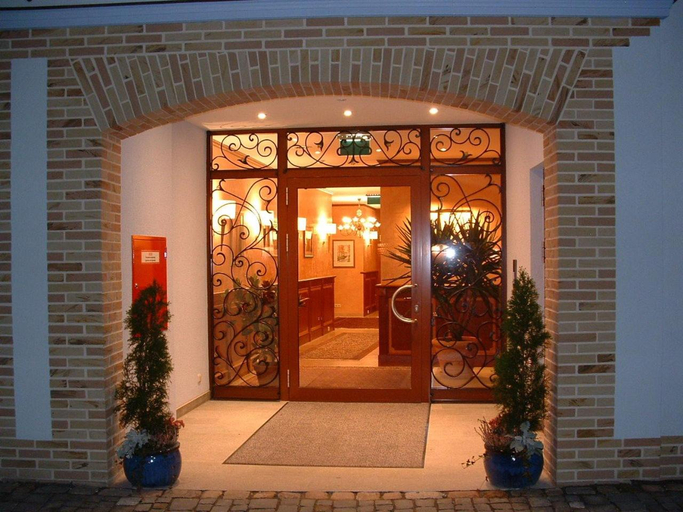 Exterior & Views 1, Altstadthotel Brauwirt, Weiden in der Oberpfalz
