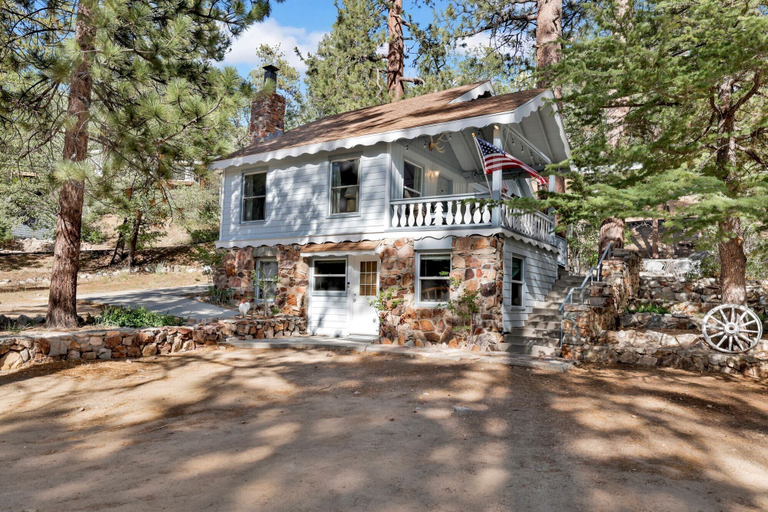 Exterior & Views 2, Pinglewood Cabin #2096, San Bernardino