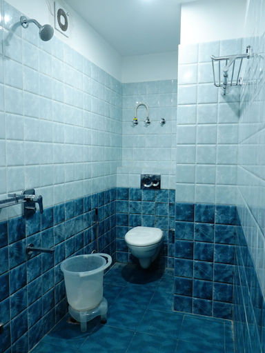 Bathroom 4, Rubystone Mussoorie A Leisure Resort, Dehradun
