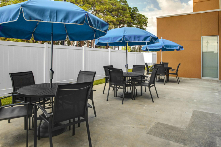 Food & Drinks 5, Fairfield Inn & Suites Douglas, Coffee