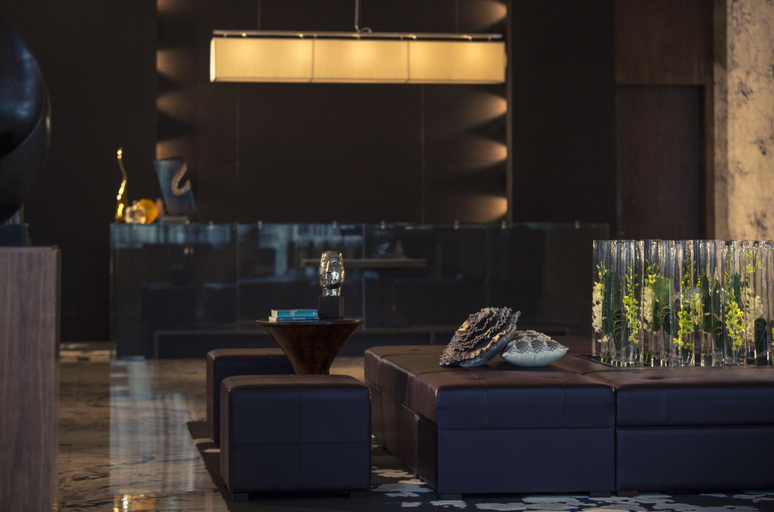 Public Area 4, Renaissance Shanghai Caohejing Hotel, Shanghai