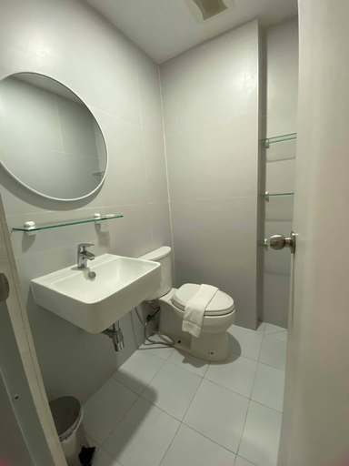 Bathroom 5, Twin Hearts Residences 1, Roxas City
