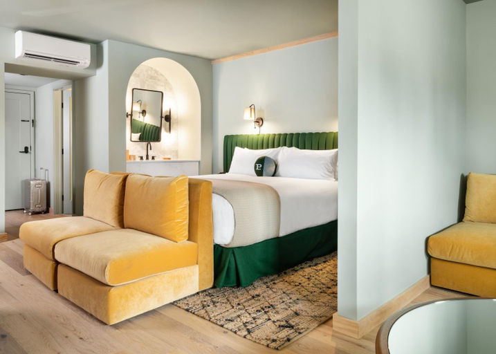 Bedroom 3, Palihotel Hollywood near Universal Studios, Los Angeles
