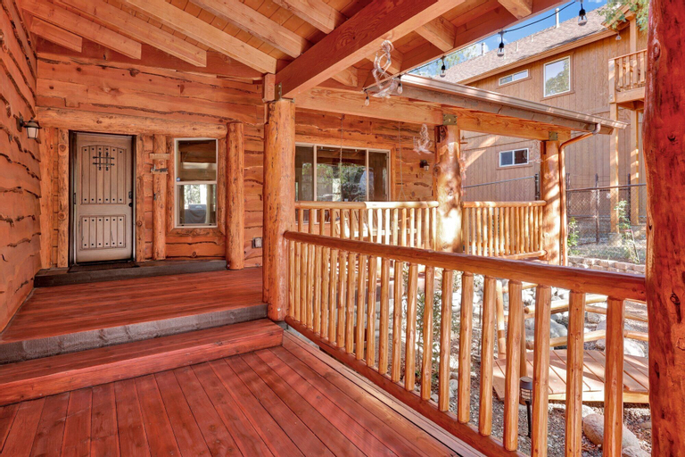 Exterior & Views 2, Three Bears INN #2147, San Bernardino