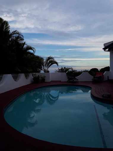 Others 3, Stroke-One-Inn, eThekwini