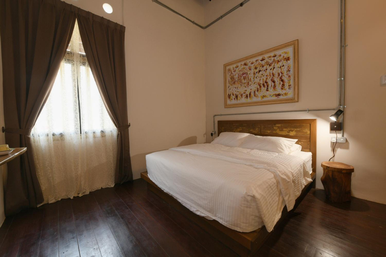 Bedroom 12
