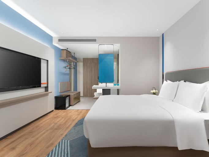 Bedroom 14