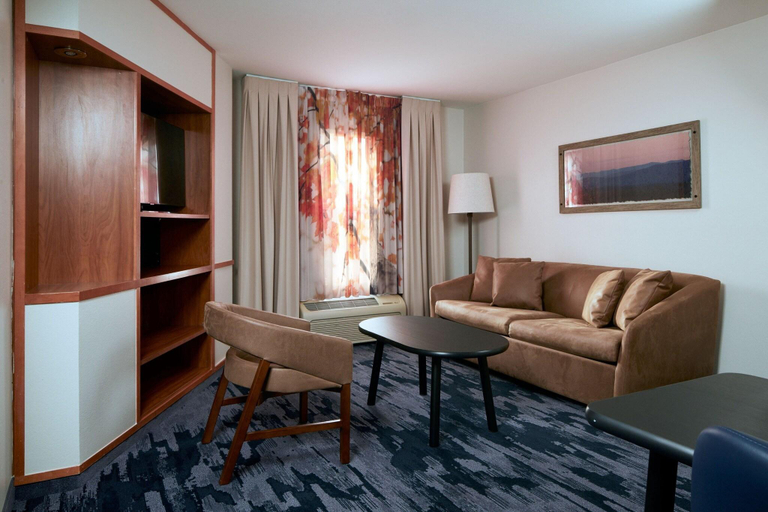 Bedroom 3, Fairfield Inn & Suites San Bernardino, San Bernardino