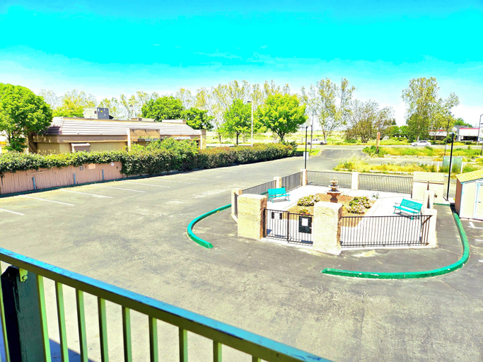 Others 5, Peach City Inn, Yuba