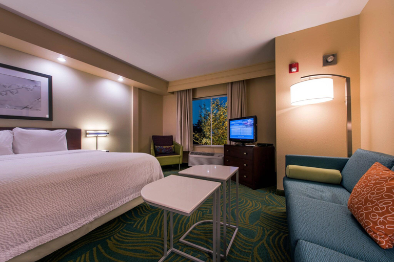 Bedroom 3, SpringHill Suites by Marriott Boston Devens Common, Worcester