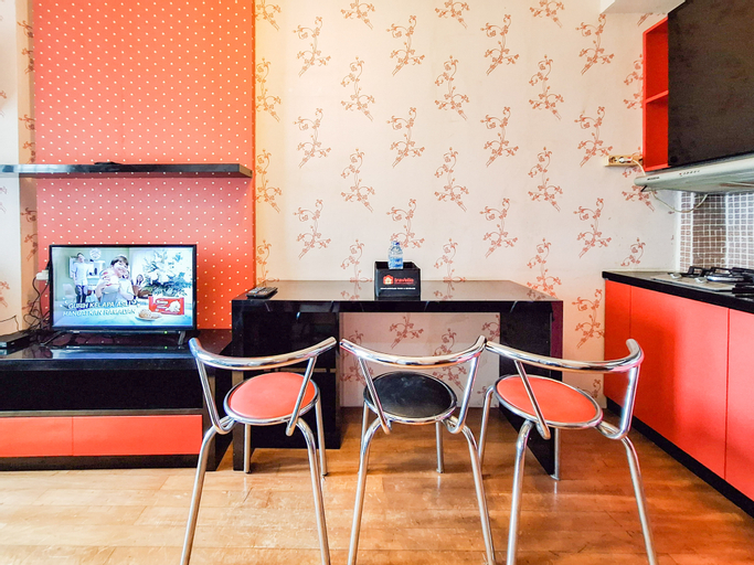 Food & Drinks, Minimalist 2BR at Pinewood Jatinangor Apartment By Travelio, Sumedang