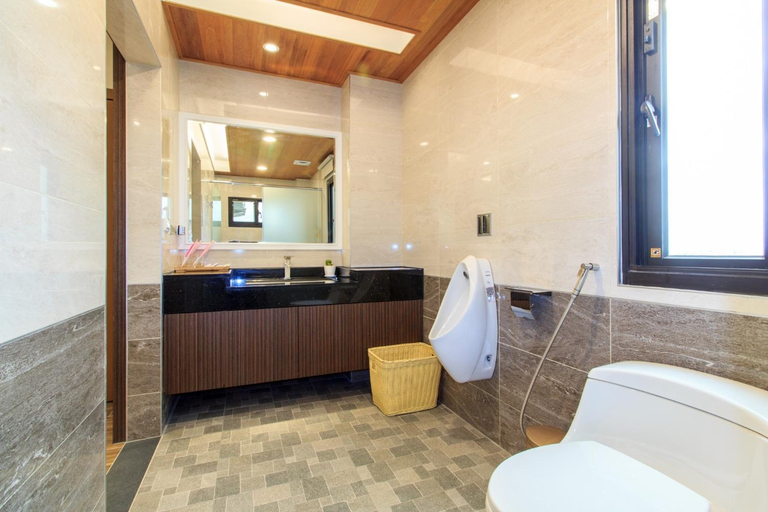 Bathroom 5, Urban Oasis Inn - Yilan, Yilan