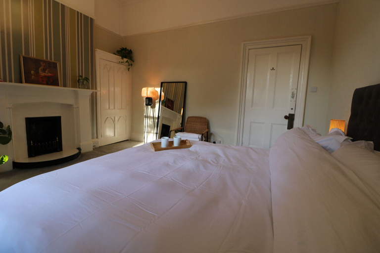 Bedroom 2, Mossley Hill Retreat, Sefton