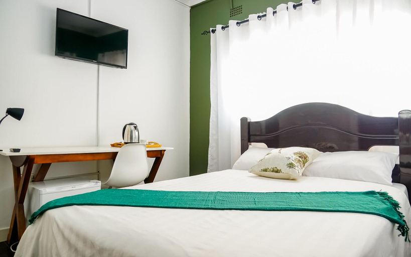 Bedroom 3, Aceh Executive Lodge, Lusaka