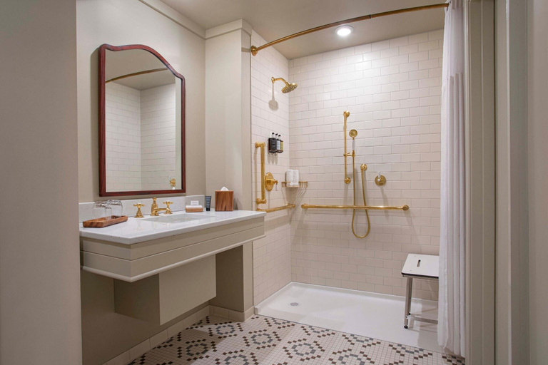 Bathroom 4, Hotel North Woods, an Ascend Hotel Collection, Essex