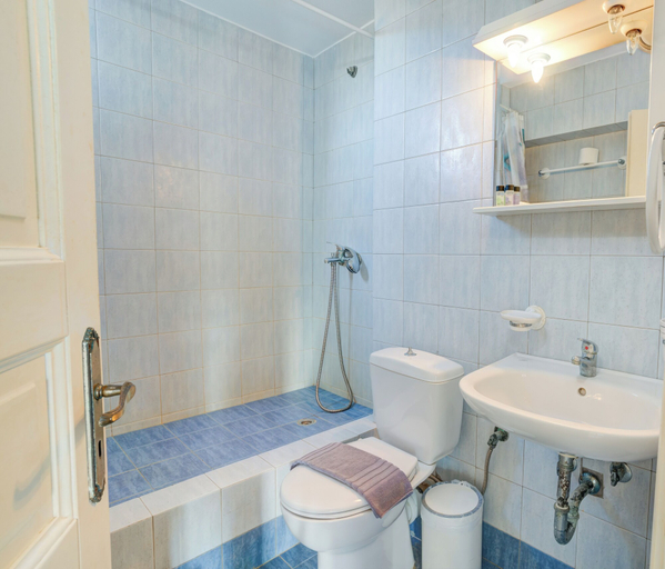 Bathroom 2, Cycladic Ornos Apt. Near Mykonos Town, South Aegean
