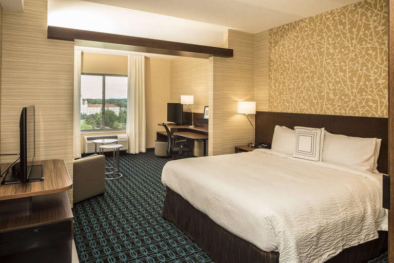 Bedroom 3, Fairfield Inn & Suites Pittsburgh North/McCandless, Allegheny