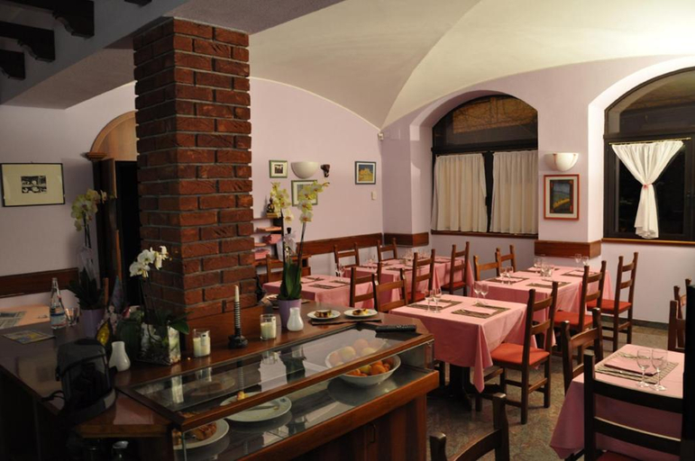 Food & Drinks 3, Albergo Ponte Vecchio, Como