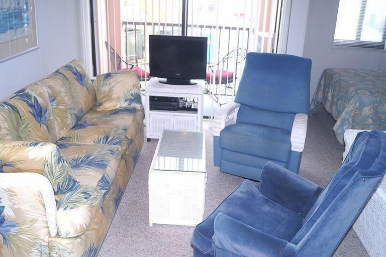 Living area 3, Westward Ho 203 Studio Bedroom Condo by RedAwning, Worcester