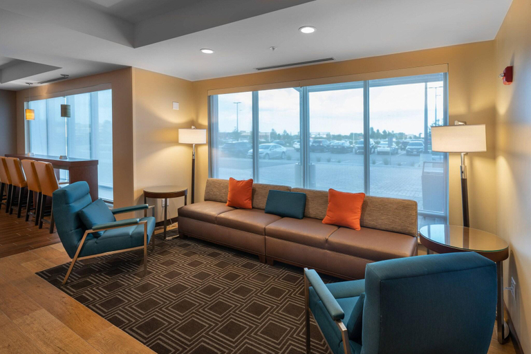 Public Area 3, Towneplace Suites By Marriott Milwaukee Oak Creek, Milwaukee