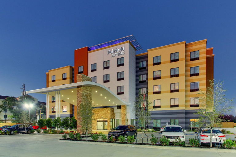 Exterior & Views 3, Fairfield Inn & Suites by Marriott Houston Brookhollow, Houston