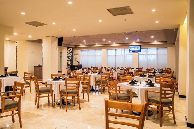 Food & Drinks 5, Courtyard by Marriott San Luis Potosi, San Luis Potosí