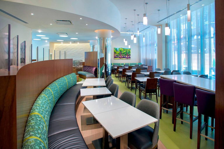 Food & Drinks 5, SpringHill Suites New York Midtown Manhattan 5thAv, New York