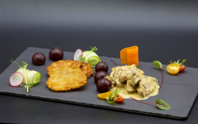 Food & Drinks 5, Aparthotel Basztowa, Kraków City
