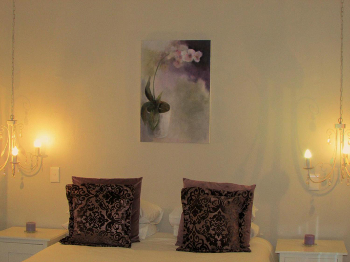 Bedroom 2, By The Way Guesthouse, Thabo Mofutsanyane