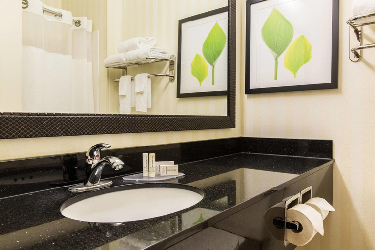 Bathroom 4, Fairfield Inn Billings, Yellowstone