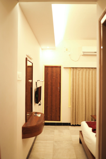 Bedroom 4, The Swagath Grande By Zeeyatt Regency, Dindigul
