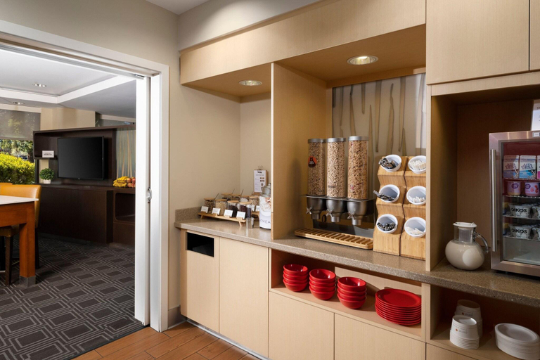 Food & Drinks 5, TownePlace Suites San Jose Santa Clara, Santa Clara