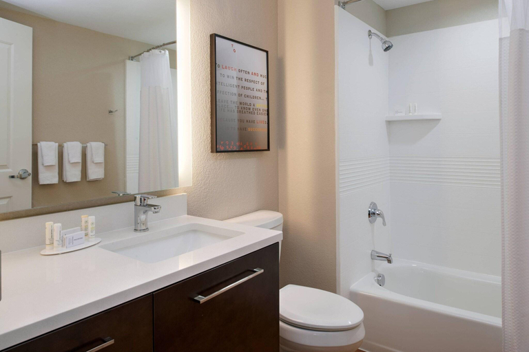 Bathroom 4, TownePlace Suites Richmond, Madison