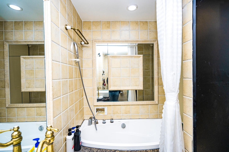 Bathroom 6