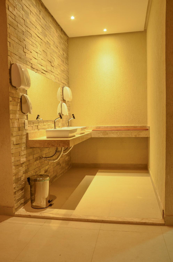 Bathroom 4, Hotel Ribeira dos Icos, Icó