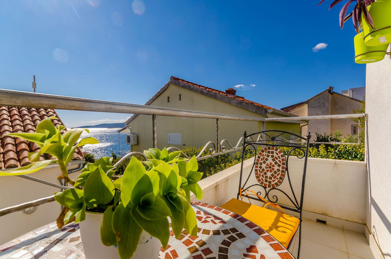 Exterior & Views, Apartments Zdenka, Okrug