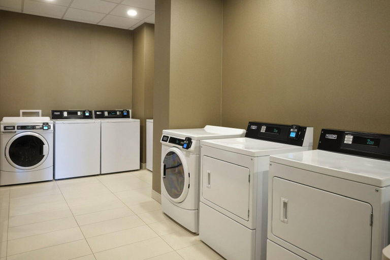 Bathroom 5, TownePlace Suites Dallas DFW Airpt North/Grapevine, Tarrant
