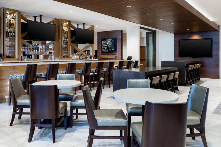 Food & Drinks 5, Marriott Baton Rouge, East Baton Rouge