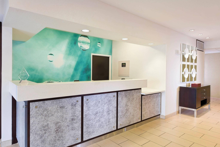 Public Area 2, SpringHill Suites Phoenix North, Maricopa
